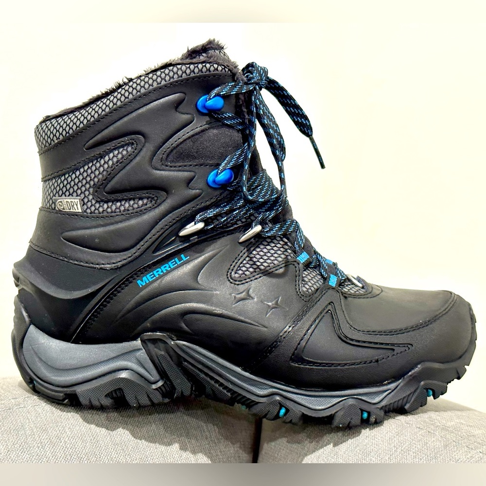 Merrell Black and Gray Winter Boots with Blue Accents